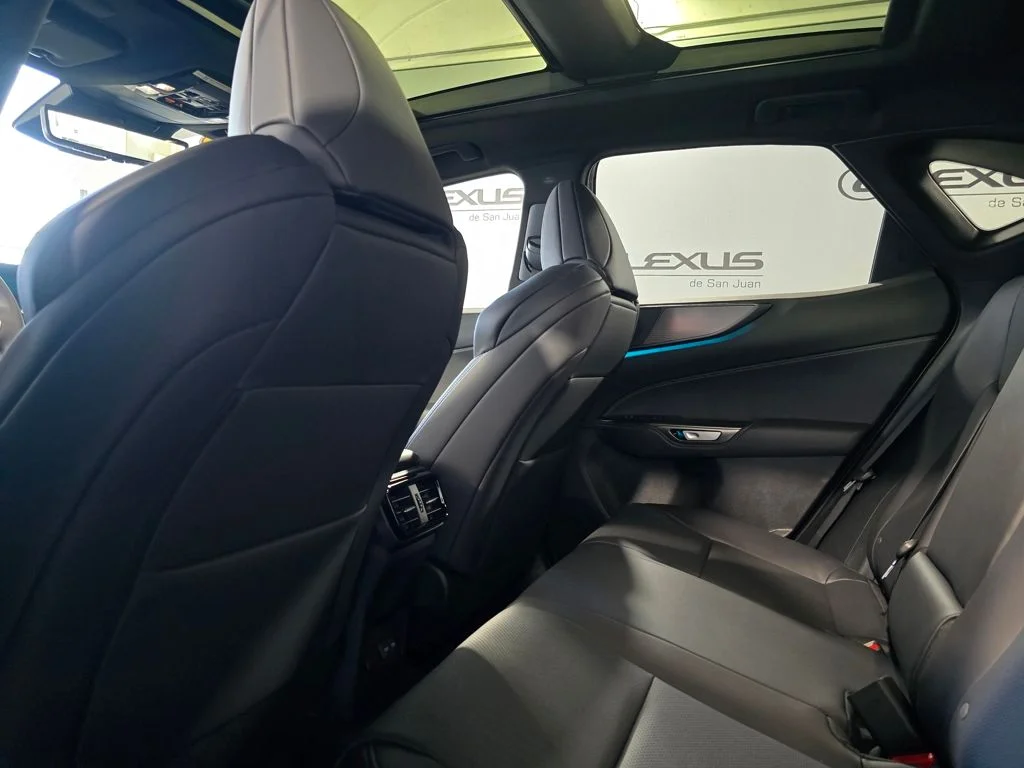 Used 2025 Blue Lexus 450h+ F SPORT image 27
