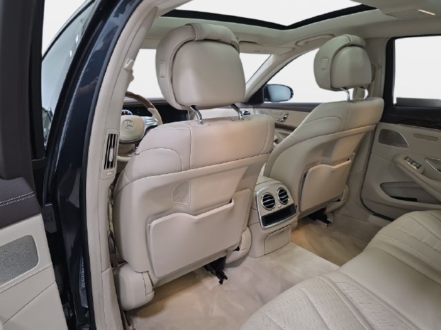 Used 2015  Mercedes-Benz S 550 image 12