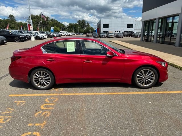 Used 2023 Red INFINITI LUXE image 8
