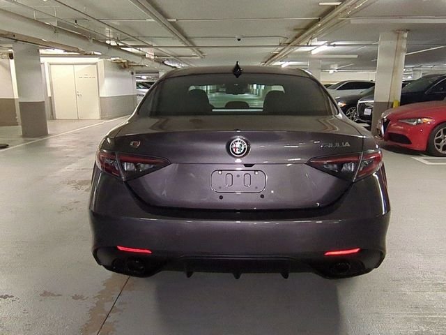 2025 Alfa Romeo Giulia Base - Photo 6