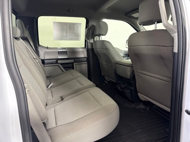 Used 2017 White Ford XLT image 5