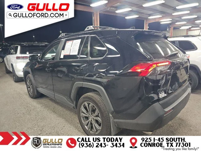 Used 2024 Midnight Black Metallic Toyota XLE Premium image 6