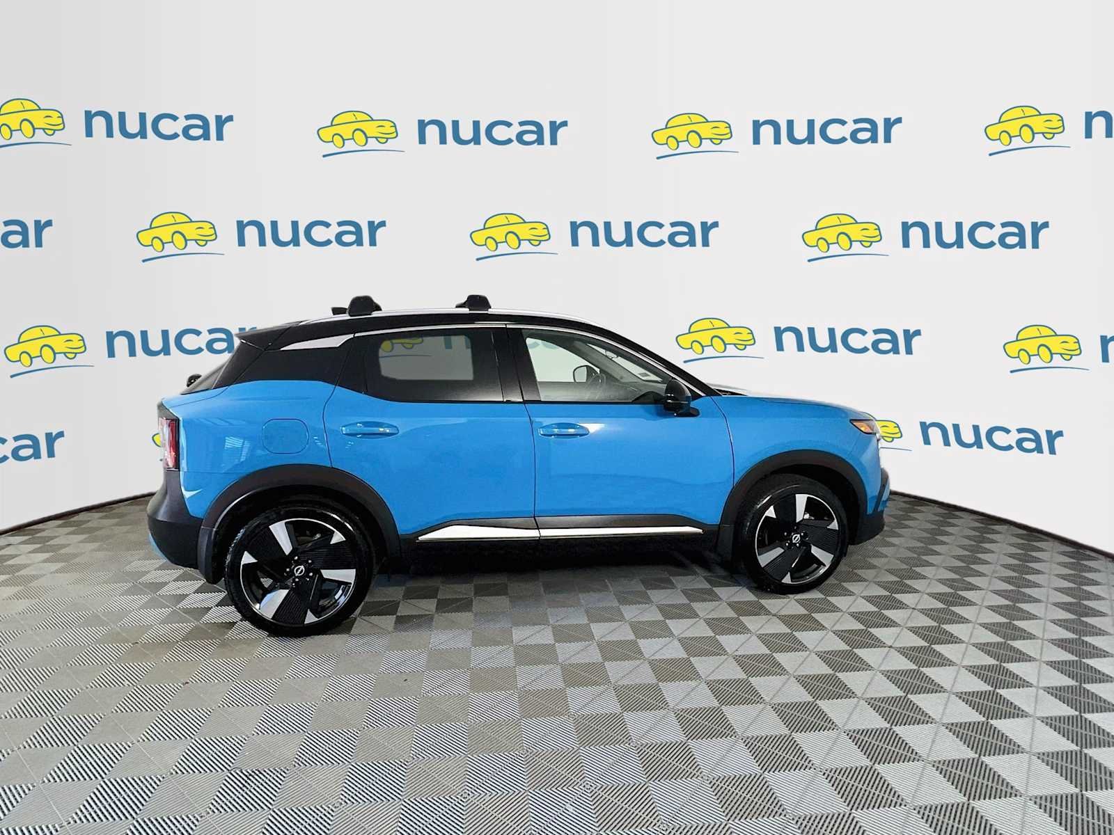 Used 2025 Arctic Ice Blue Metallic/Super Black Nissan SR image 8