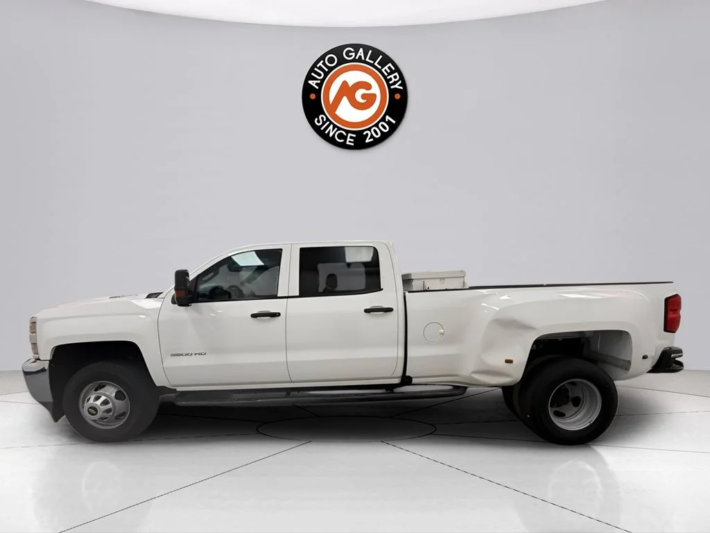 Used 2016 White Chevrolet Work Truck image 4