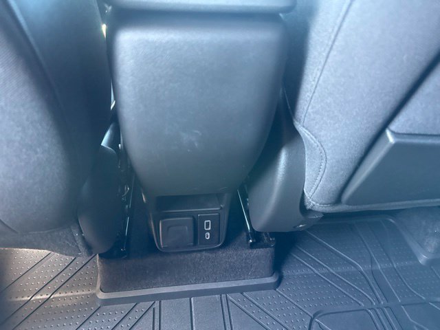 Used 2023 SUMMIT WHITE Chevrolet LT image 22