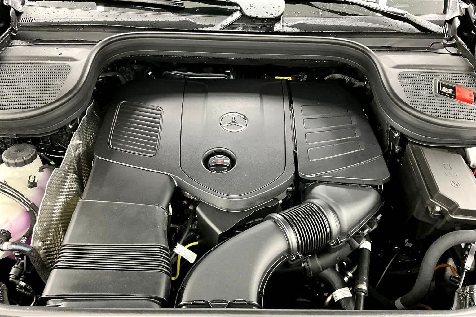 New 2026 Black Mercedes-Benz GLE 350 image 16