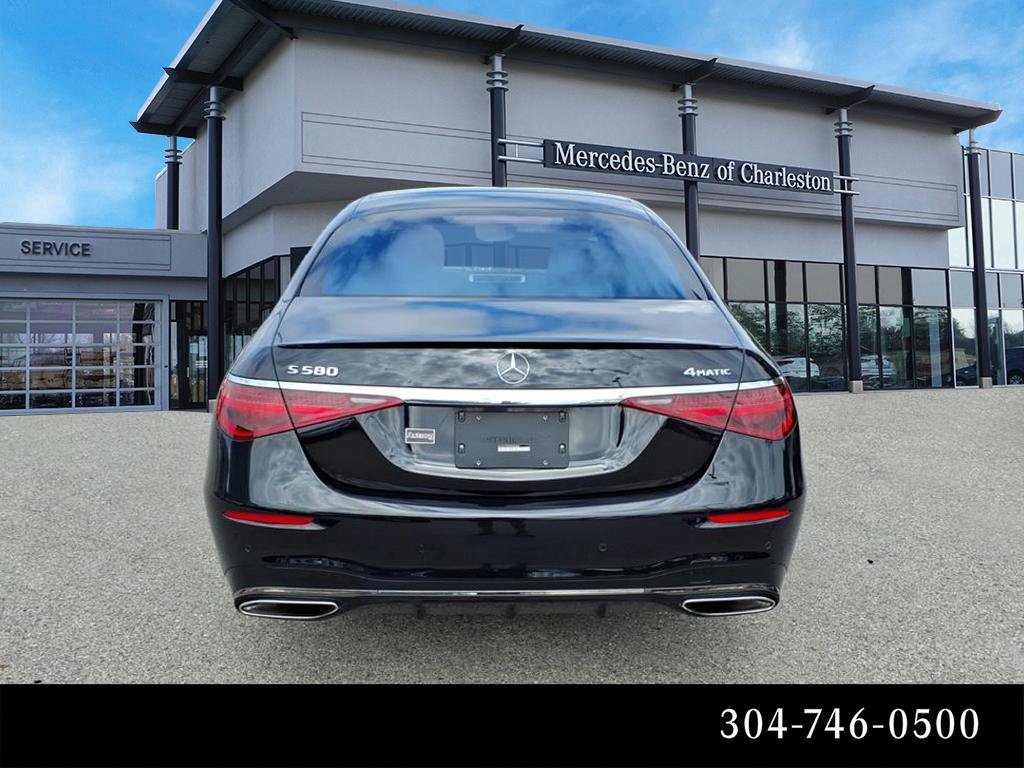 Used 2023 Black Mercedes-Benz S580 image 4