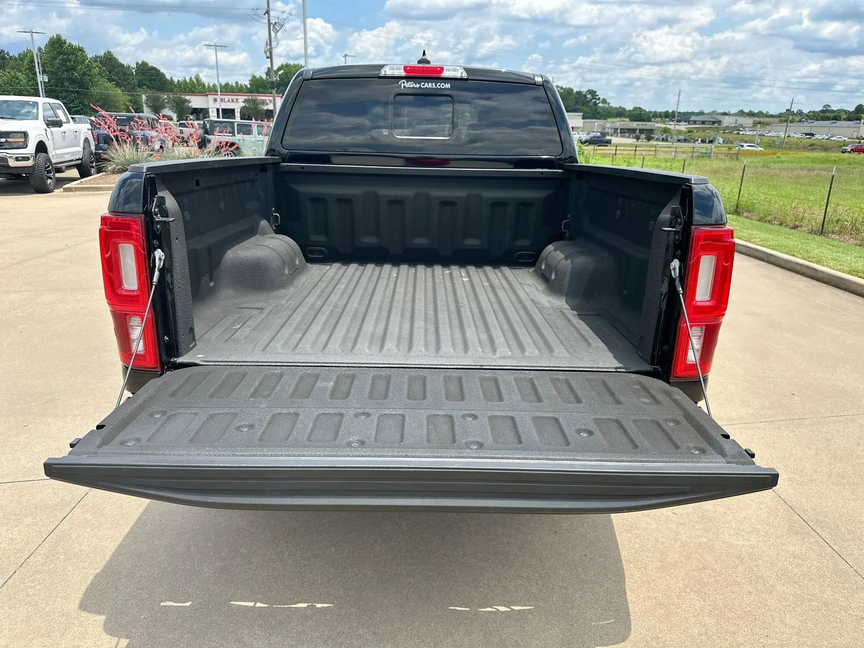 Used 2023 Shadow Black Ford Lariat image 23