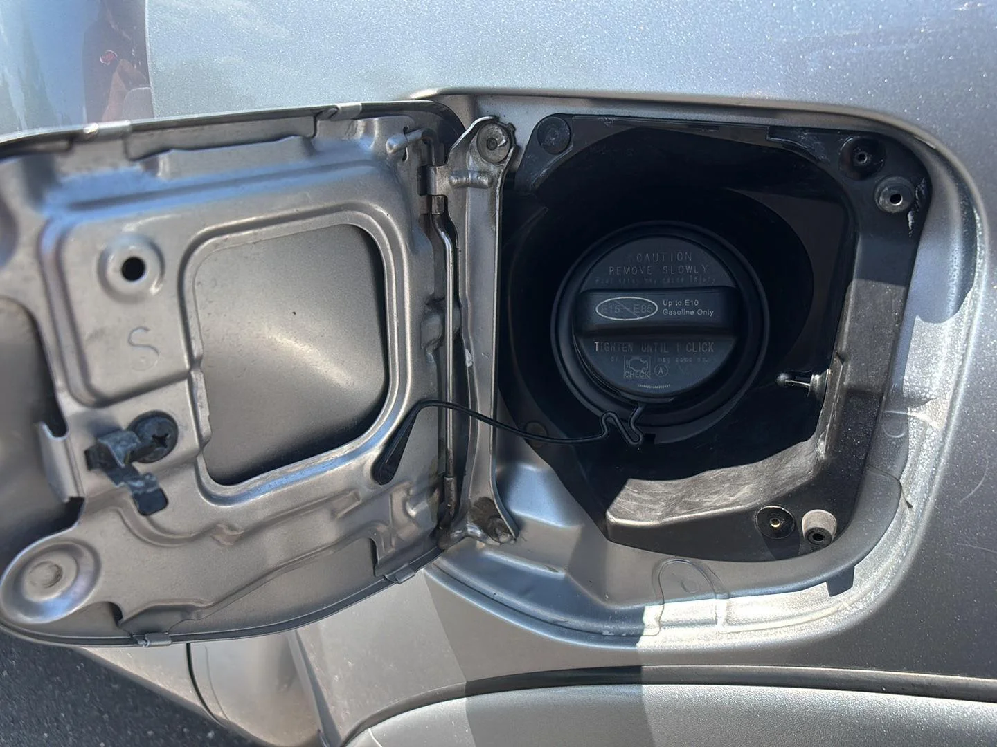 Used 2014 Silver Sky Metallic Toyota  image 25