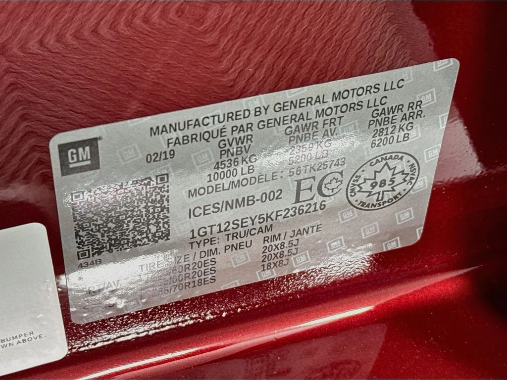 Used 2019 Red Quartz Tintcoat GMC Denali image 31