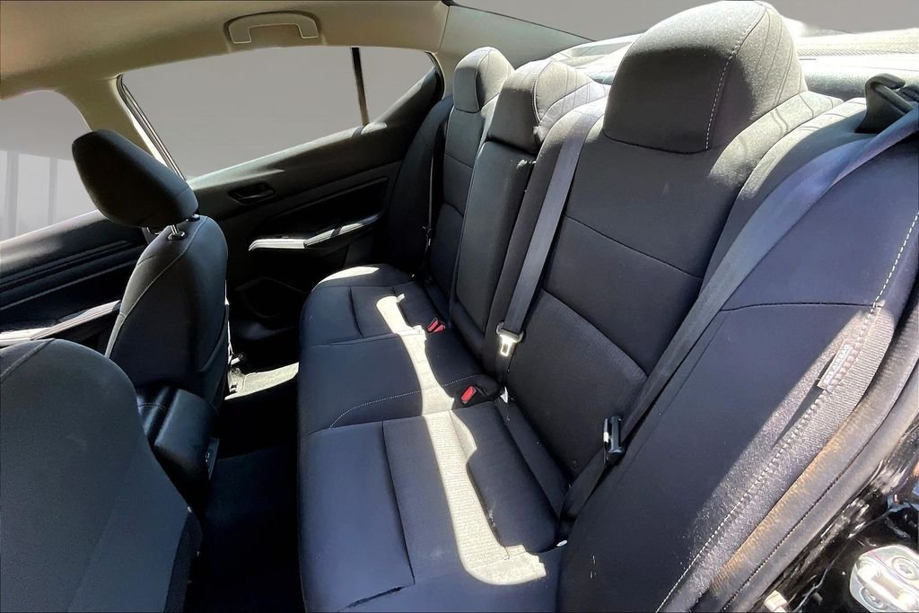Used 2025 Super Black Clearcoat Nissan 2.5 SV image 20