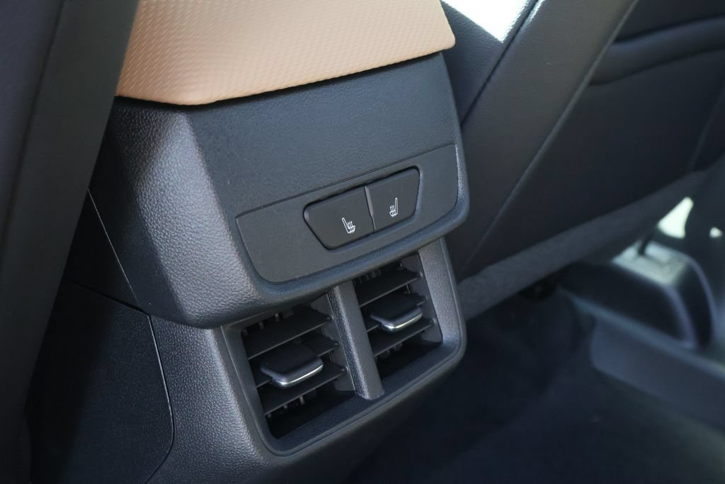 2027 Chevrolet Equinox ACTIV - Photo 41