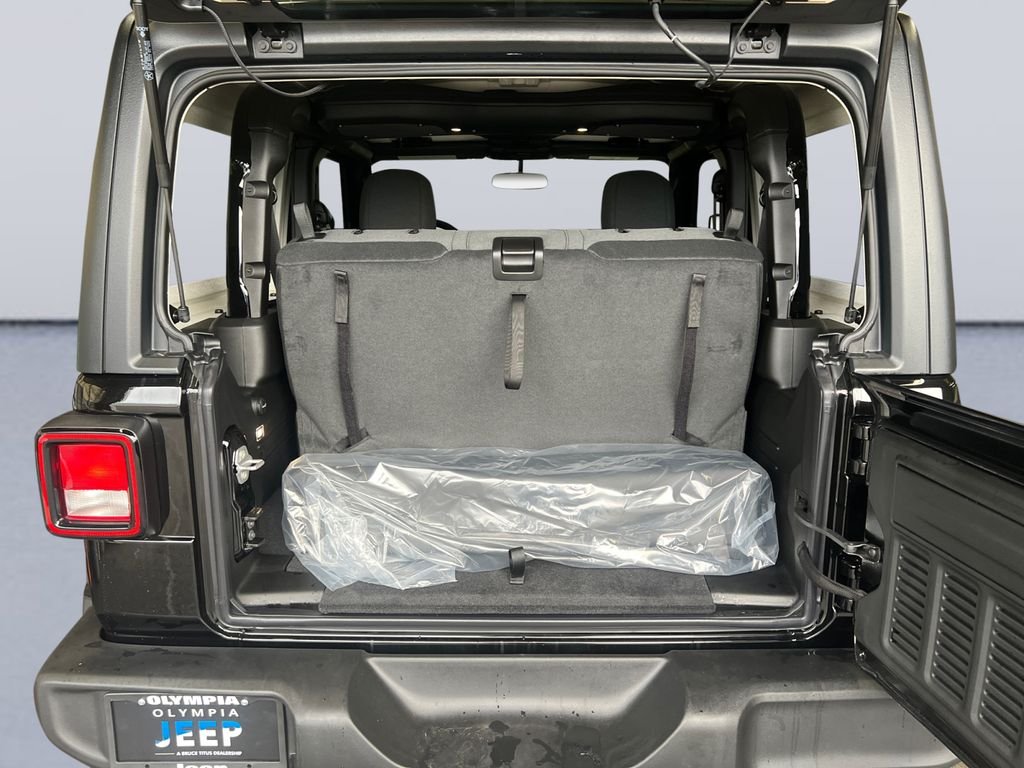 New 2026 Black Clear-Coat Exterior Paint Jeep Sport image 18