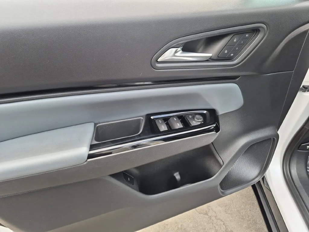 Used 2025  Honda Touring image 14