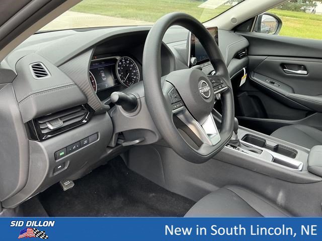 2025 Nissan Sentra SV - Photo 6