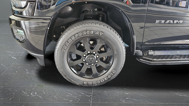 Used 2024 Diamond Black Crystal Pearlcoat Ram Laramie image 37