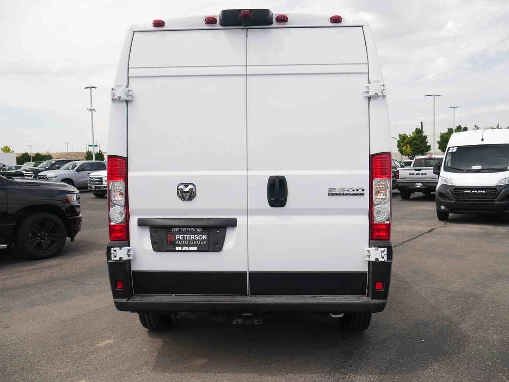 New 2026 Bright White Clear-Coat Exterior Paint RAM  image 8