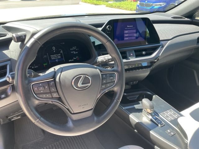 Certified Used 2025 Green Lexus 300h Premium image 13
