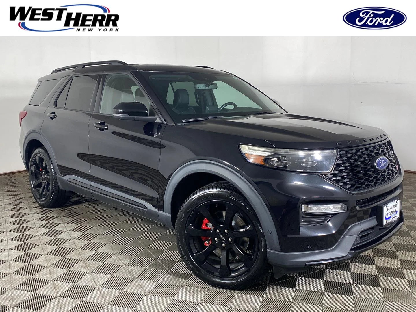 Used 2020 Agate Black Ford ST image 1