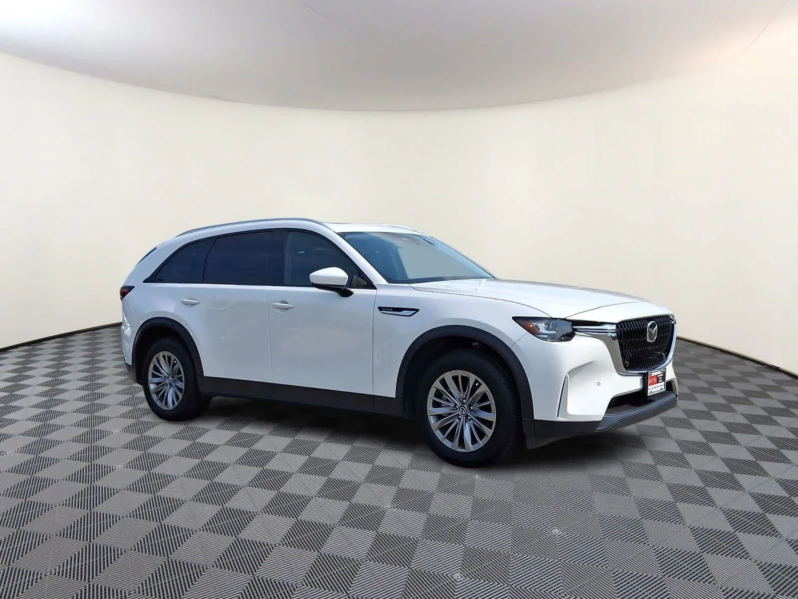 Used 2025 Rhodium White Premium Mazda Preferred Package image 4