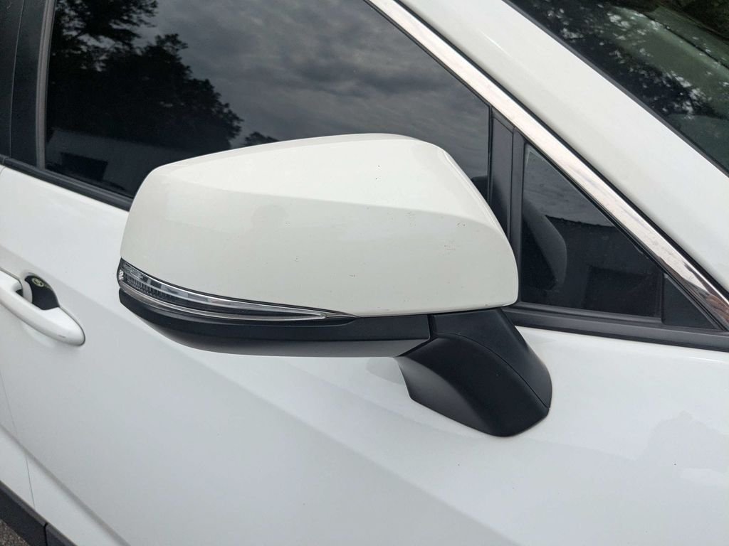 Used 2022 White Toyota XLE image 12