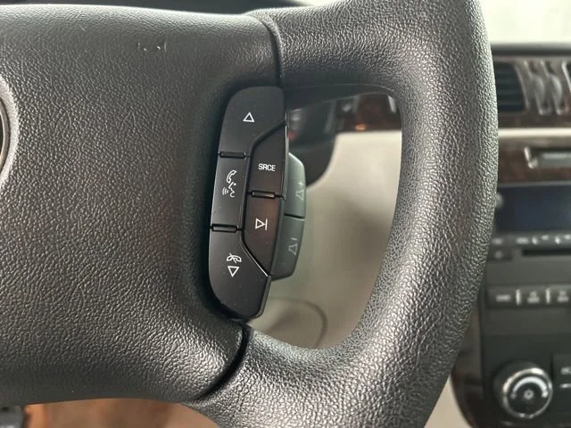 Used 2015 SUMMIT WHITE Chevrolet LT image 8
