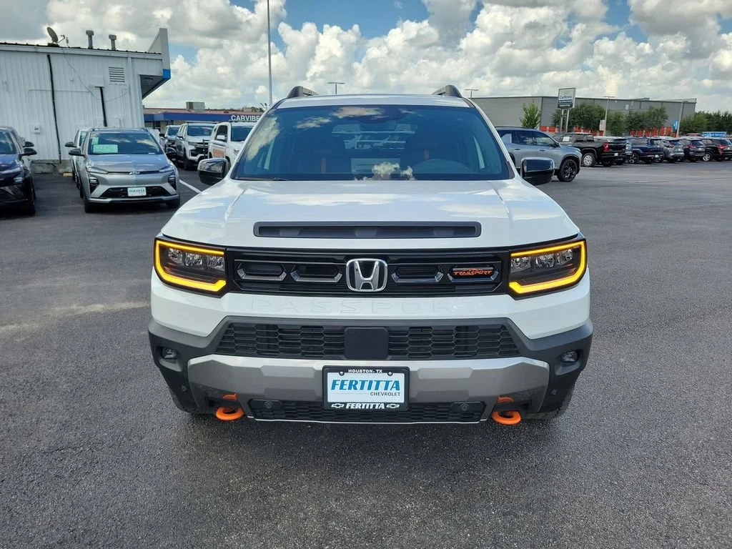 Used 2026 White Honda AWD TrailSport image 31