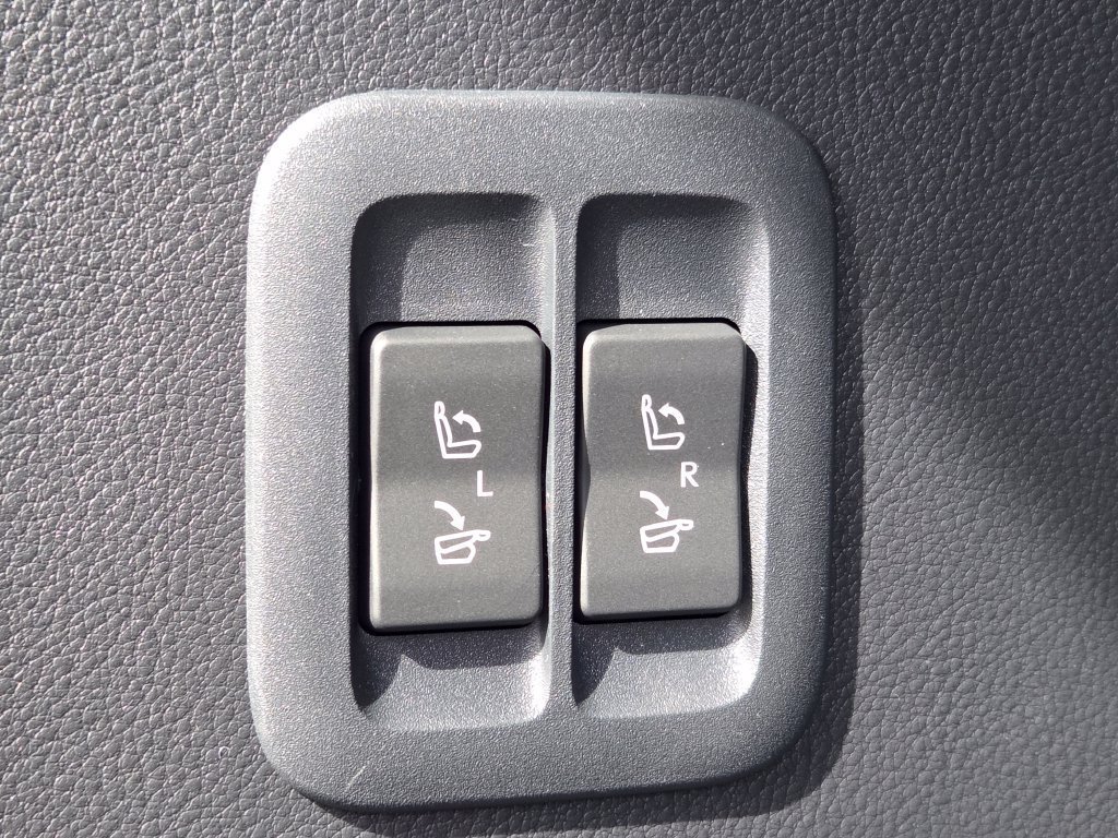 New 2026 Cloudburst Gray Lexus LUXURY AWD image 32