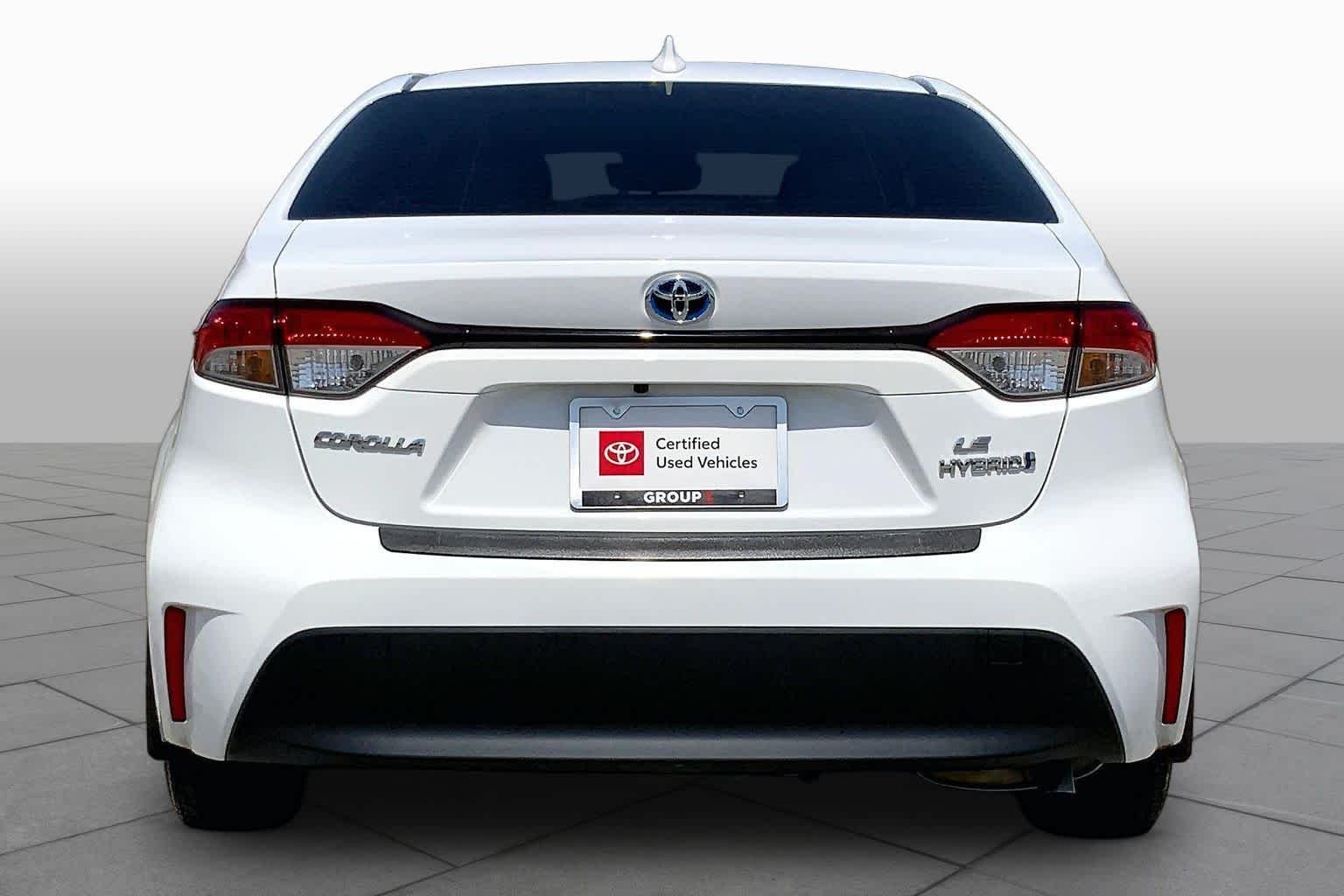 Used 2024 Ice Cap Toyota Hybrid LE image 5