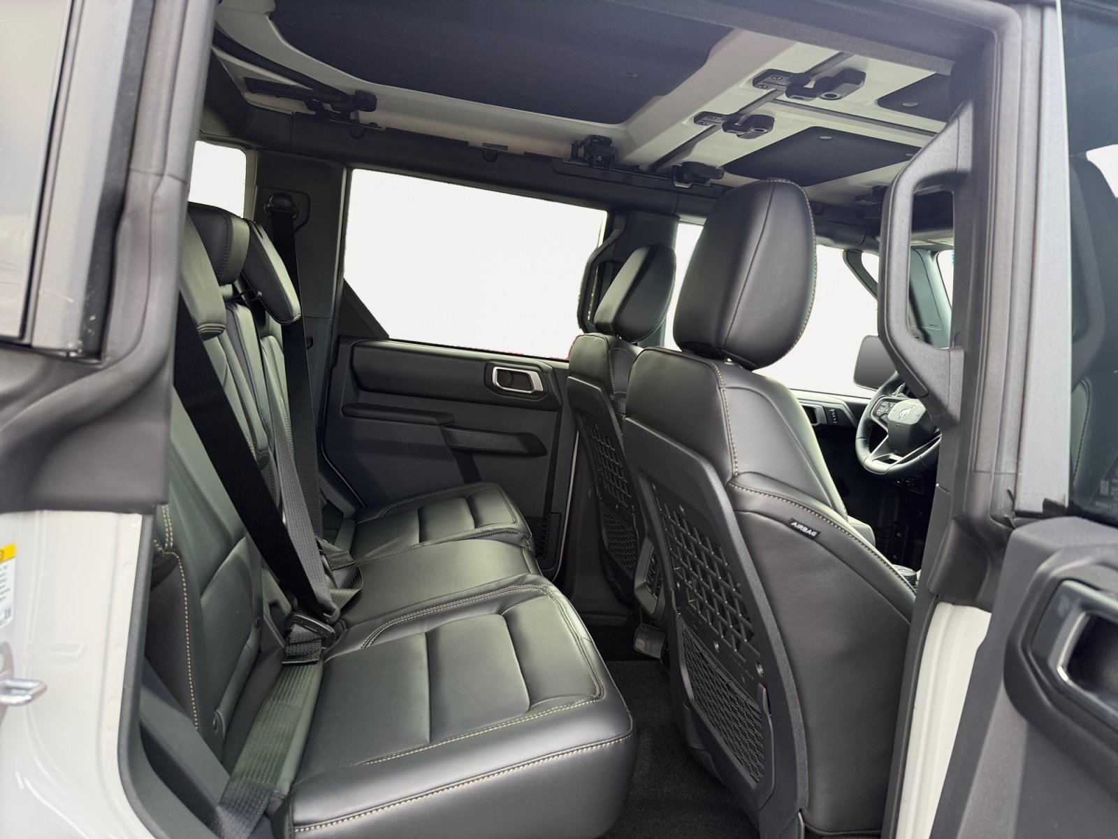 New 2026 Avalanche Gray Ford Badlands® image 18
