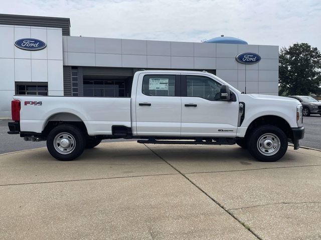 New 2026 Oxford White Ford XL image 2