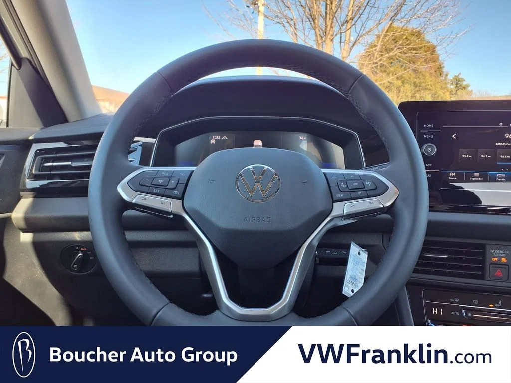 New 2026 Pure White Volkswagen 1.5T S image 10