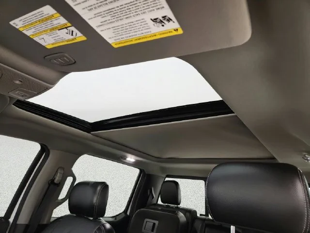 Used 2018 White Platinum Ford Lariat image 13