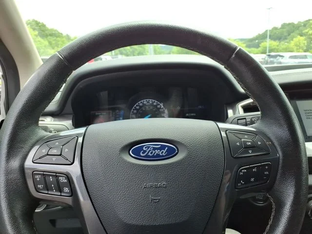 Used 2019 Silver Ford Lariat image 22