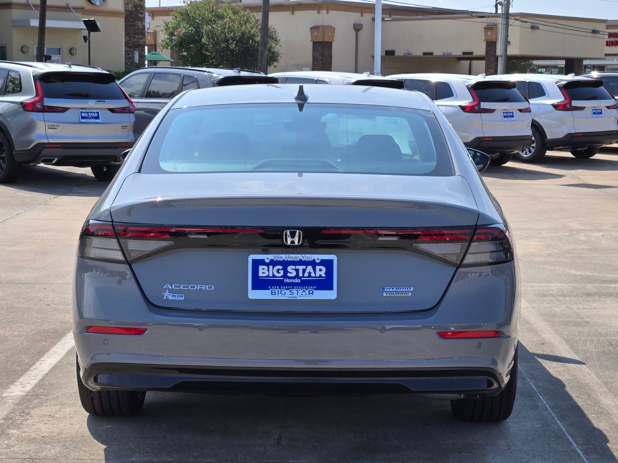 New 2026 Urban Gray Pearl Honda Touring image 5