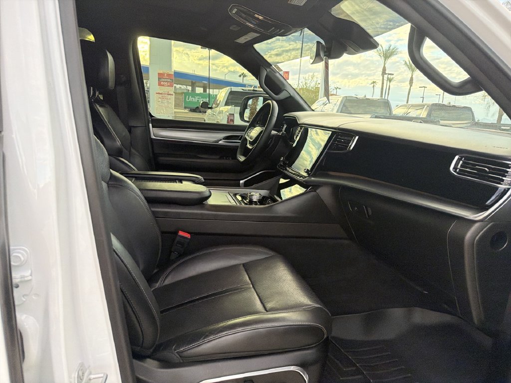 2023 Jeep Wagoneer Series II - Photo 28