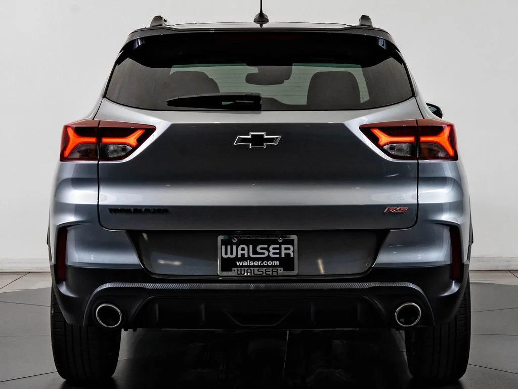 Used 2023 Sterling Gray Metallic Chevrolet RS image 7