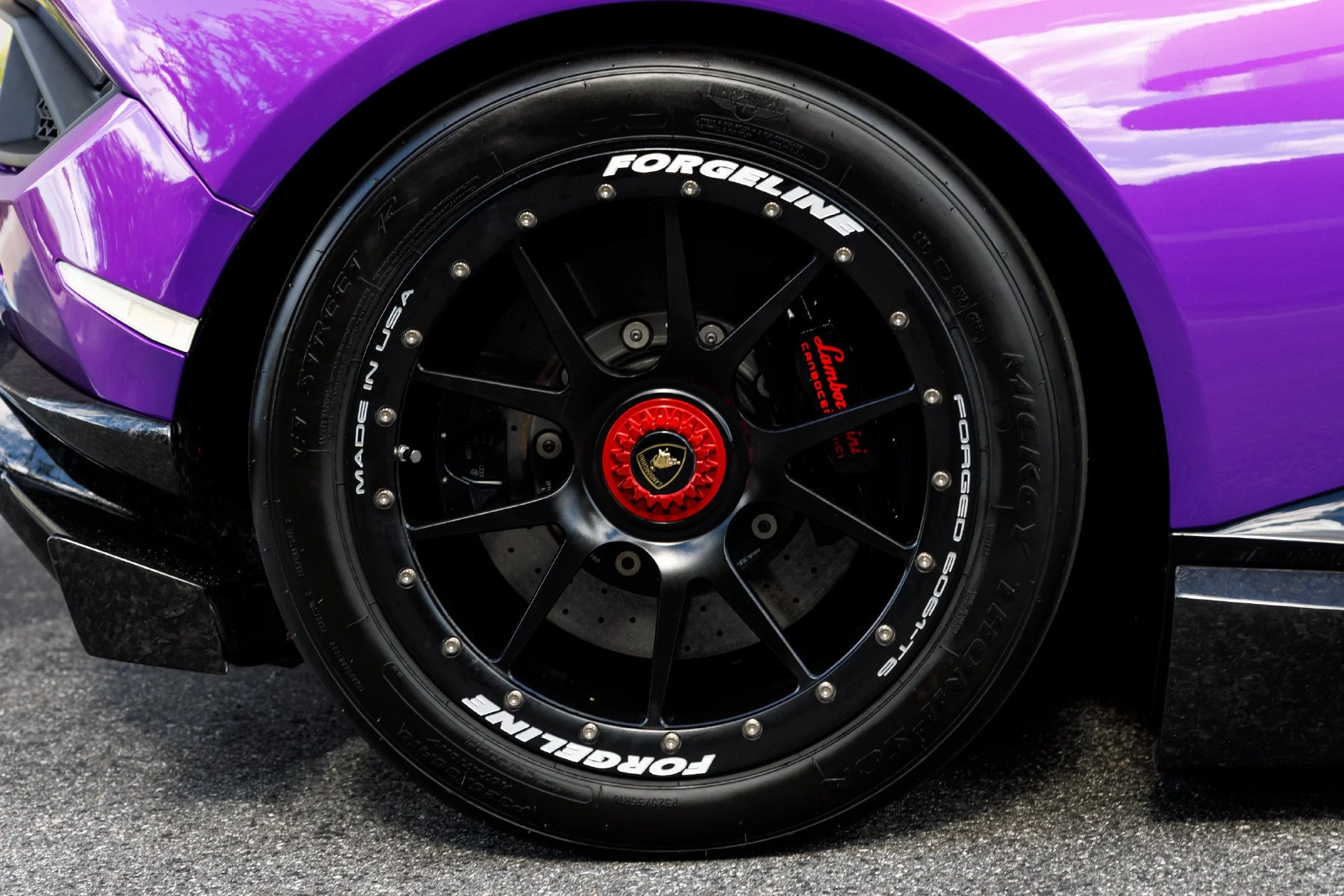 Used 2018  Lamborghini Performante image 21