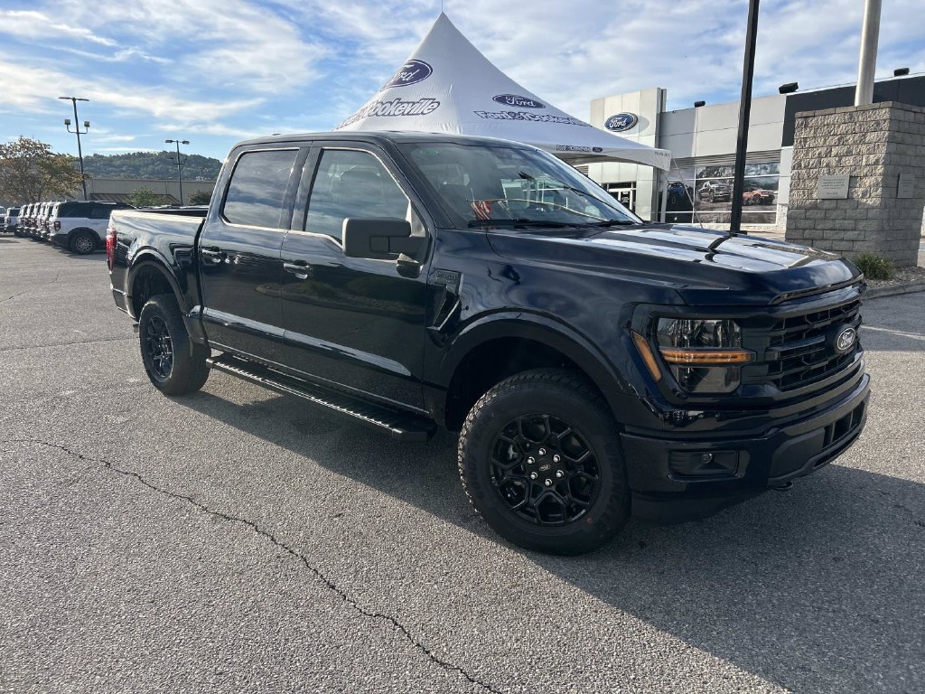 New 2026 Antimatter Blue Metallic Ford XLT image 2