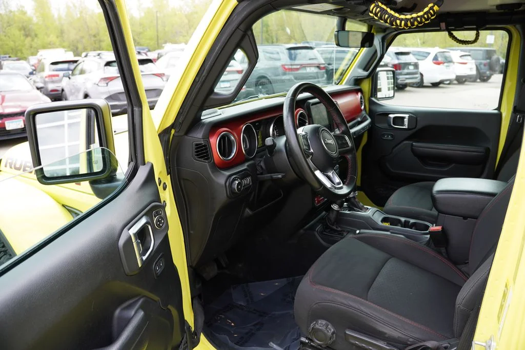 Used 2022 High Velocity Clearcoat Jeep Unlimited Rubicon image 16