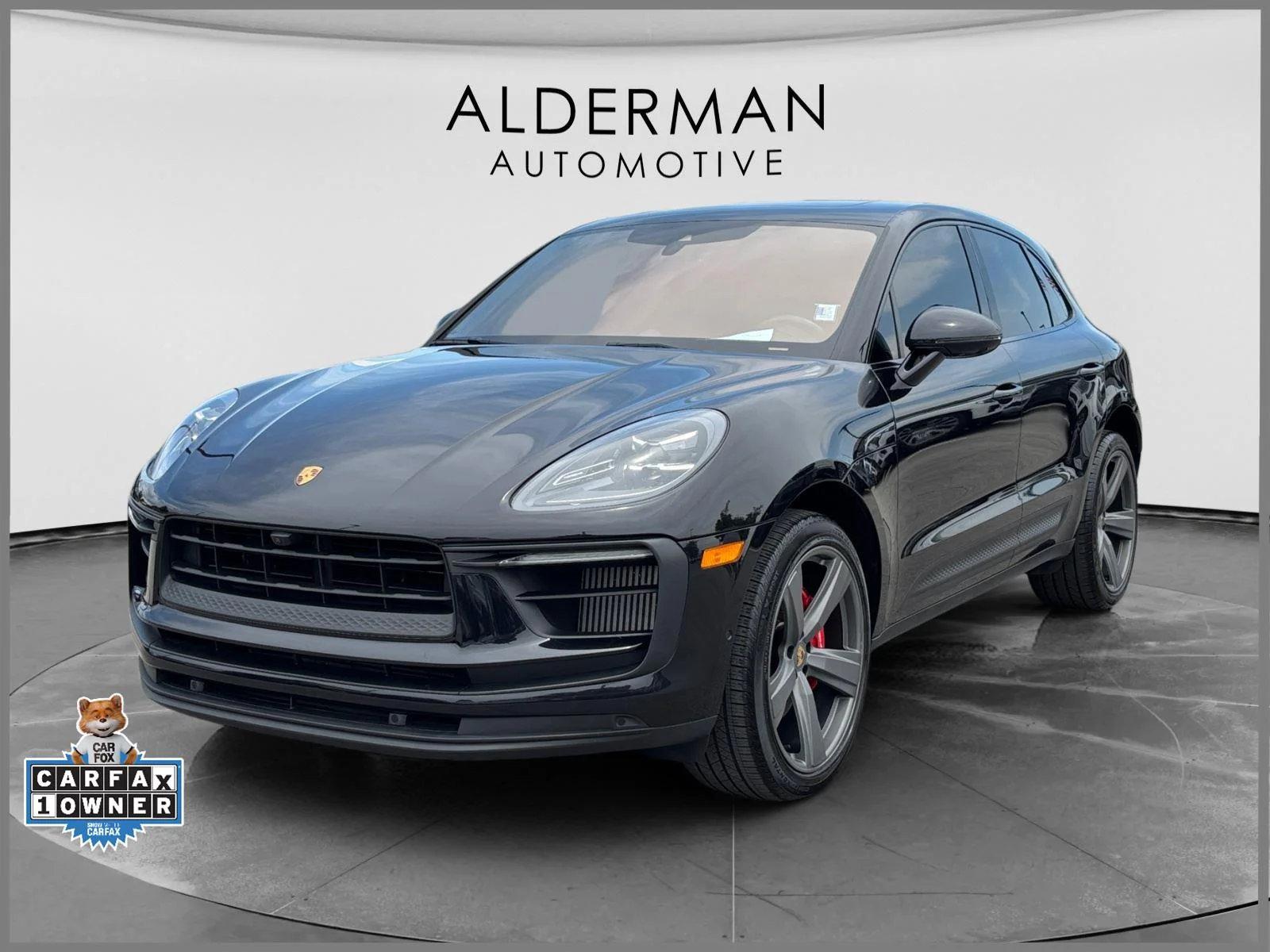 2022 Porsche Macan S's photo