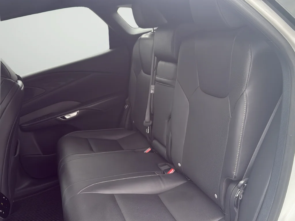 Used 2023 White Lexus 350 F Sport Handling image 37