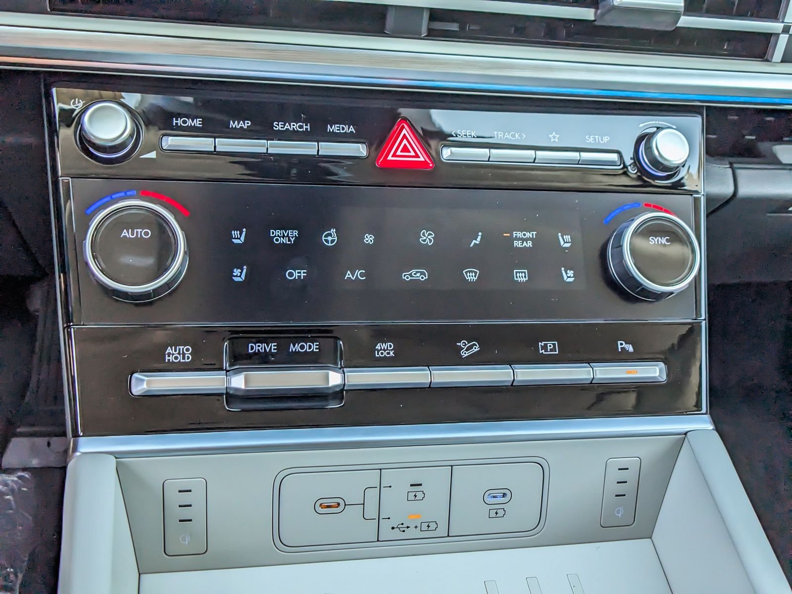 2026 Hyundai Santa Fe Calligraphy - Photo 23