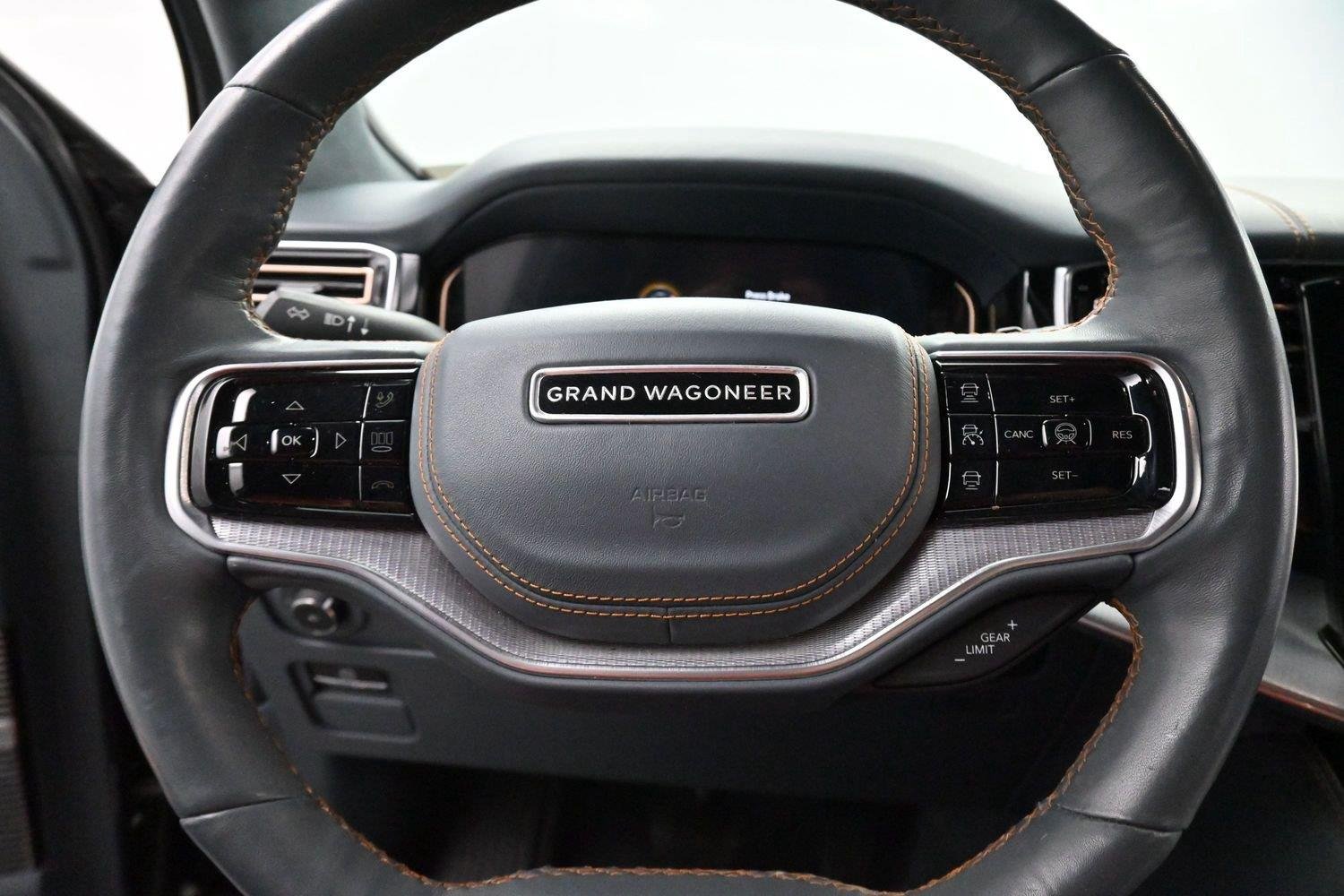 Used 2022 Blue Jeep Series III image 18