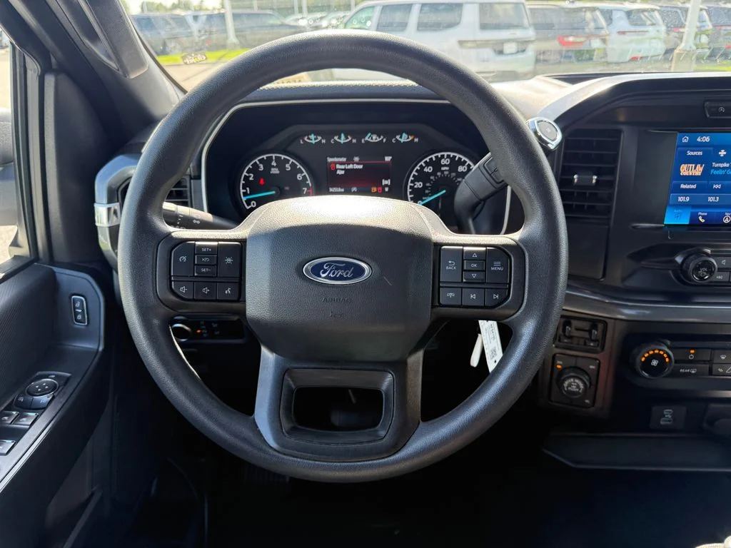 Used 2023 White Ford XL image 10