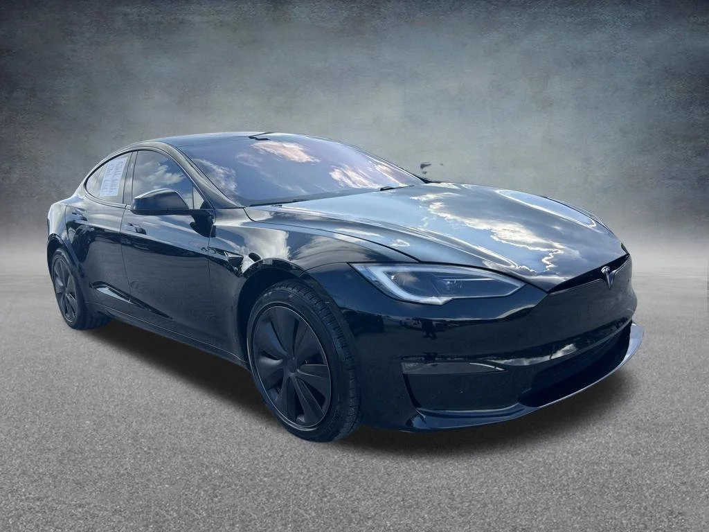 Used 2023 Tesla Model S Standard Range with VIN 5YJSA1E50PF501885 for sale in Hollywood, FL