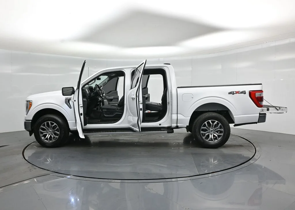 Certified Used 2022 White Ford Lariat image 34