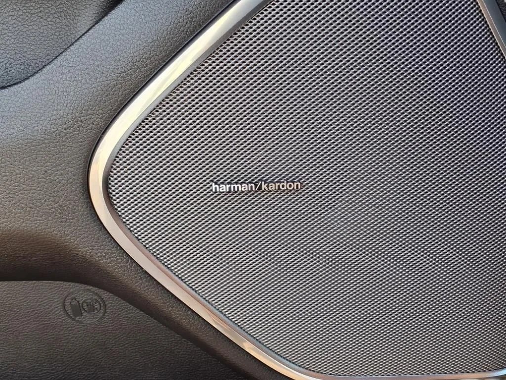 2026 RAM 1500 Laramie - Photo 18