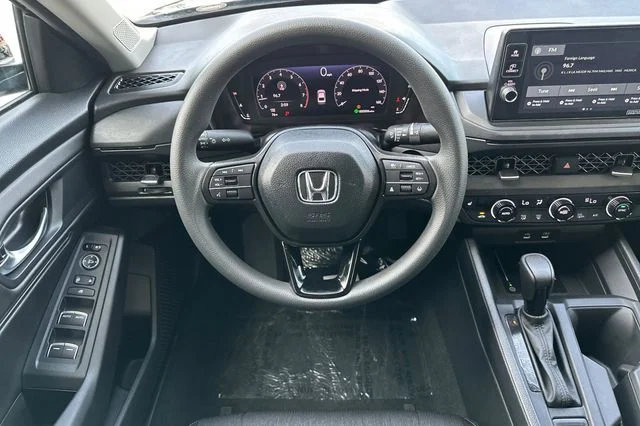 New 2026 Solar Silver Metallic Honda SE image 16