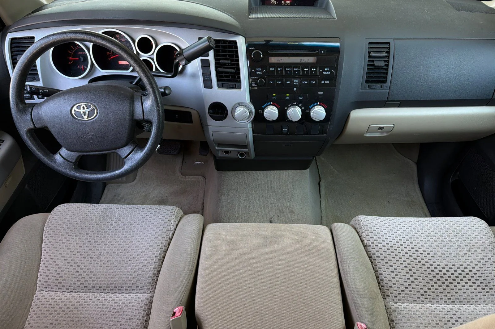 Used 2007 White Toyota SR5 image 15